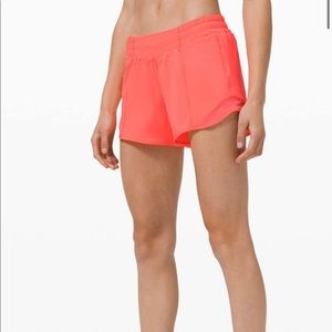 lululemon Hotty Hot Short 4”